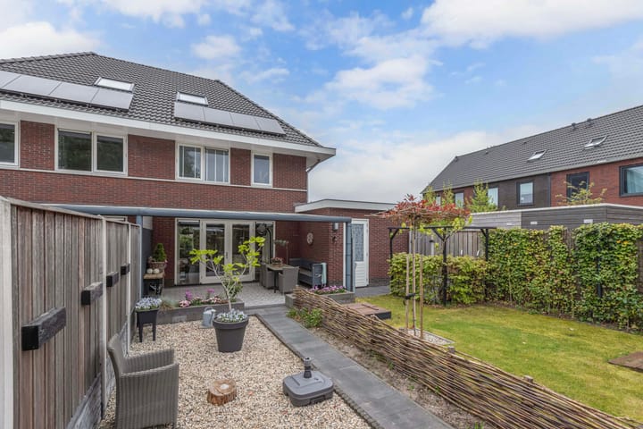 Foto 37 van Rohéstraat 12