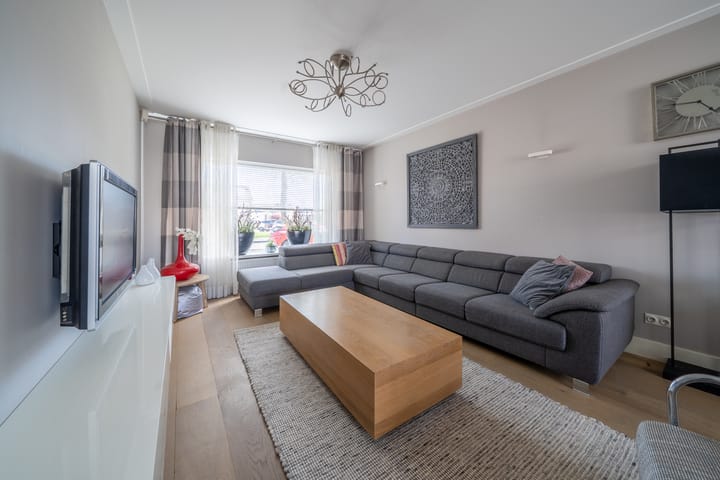 Foto 2 van Oostwal 4