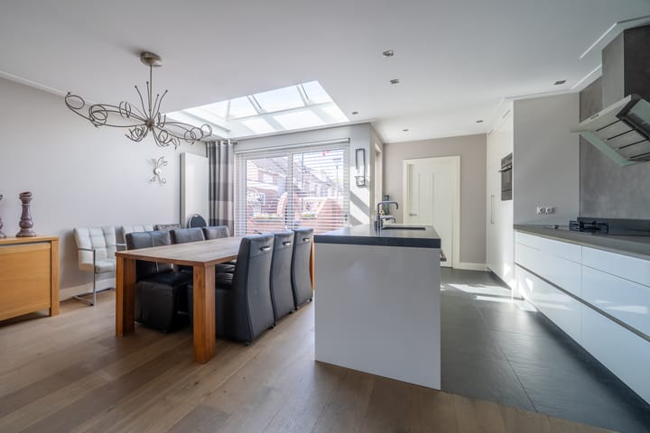 Foto 13 van Oostwal 4