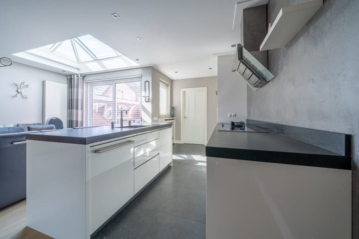 Foto 15 van Oostwal 4