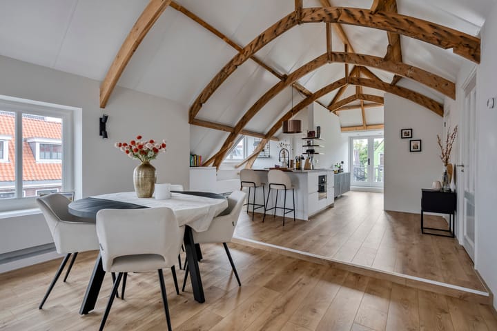 Foto 1 van Langebuurt 17-A