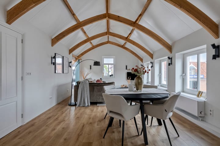 Foto 10 van Langebuurt 17-A