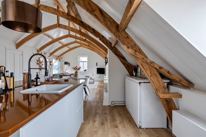 Foto 15 van Langebuurt 17-A