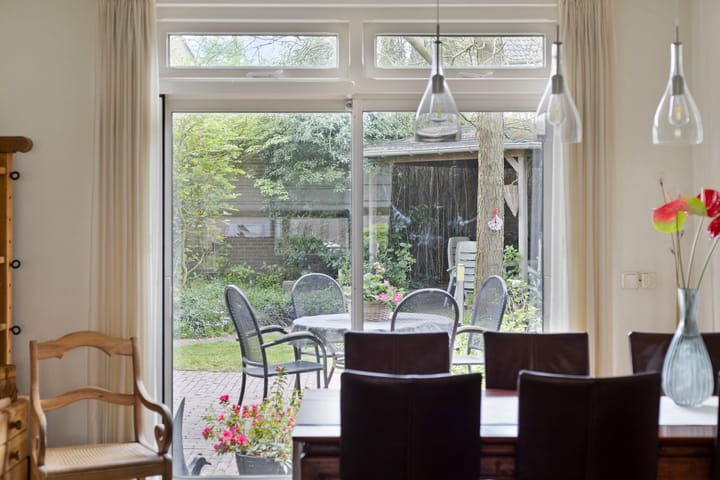 Foto 16 van Duinroosstraat 40