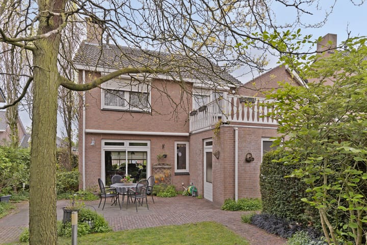 Foto 32 van Duinroosstraat 40