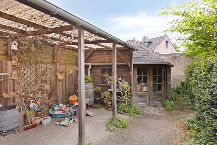 Foto 34 van Duinroosstraat 40