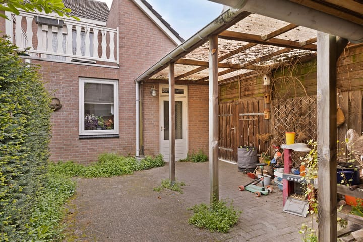 Foto 35 van Duinroosstraat 40