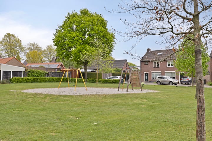 Foto 37 van Duinroosstraat 40