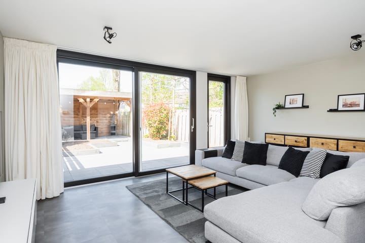 Foto 2 van Van Maanenware 26