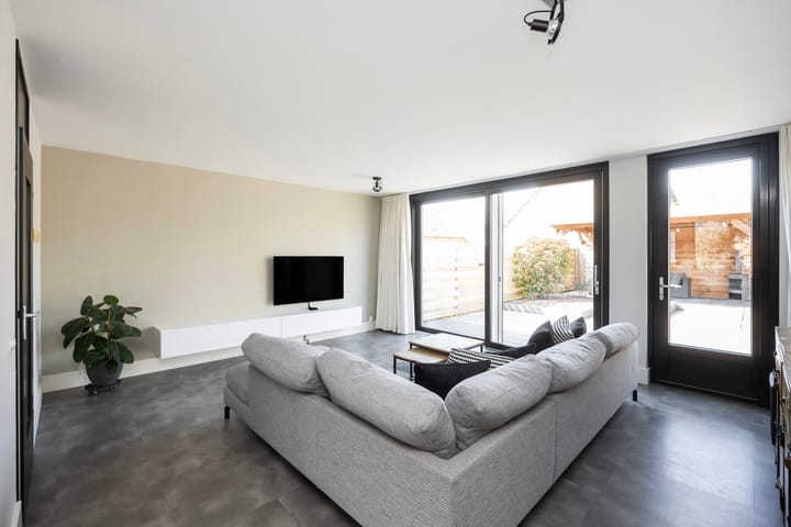 Foto 11 van Van Maanenware 26