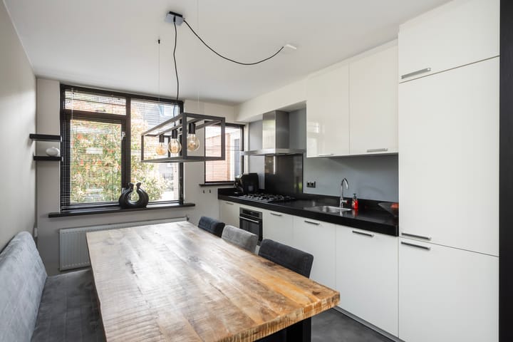 Foto 12 van Van Maanenware 26