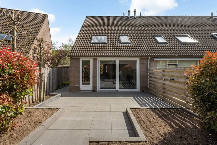 Foto 32 van Van Maanenware 26