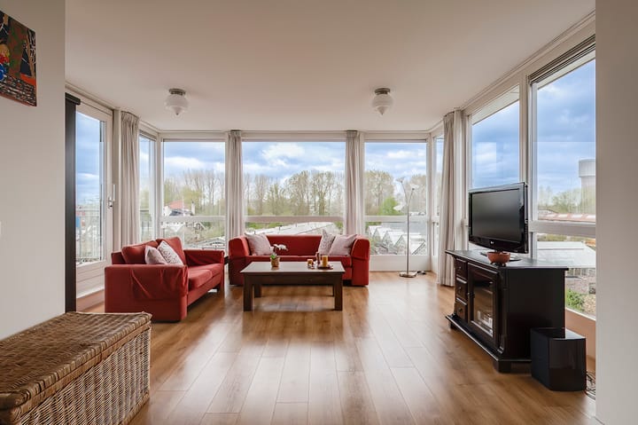 Foto 3 van Henriette Roland Holststraat 36