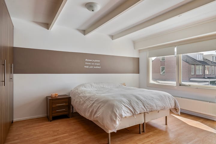 Foto 24 van Hoevelakenstraat 70