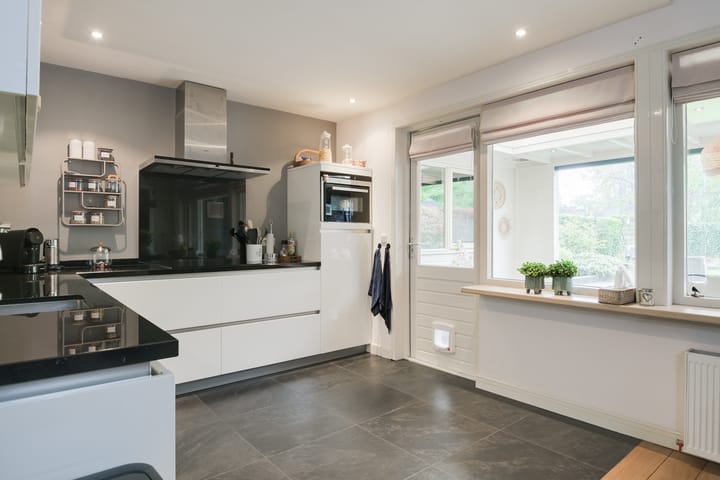 Photo 20 of De Heurne 44