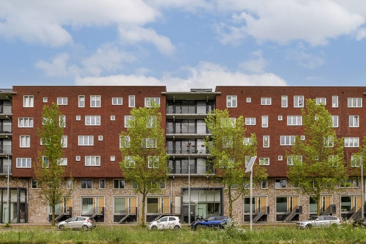 Foto 24 van Prins Bernhardlaan 148-P