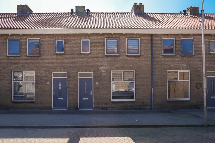 Foto 1 van Azaleastraat 36