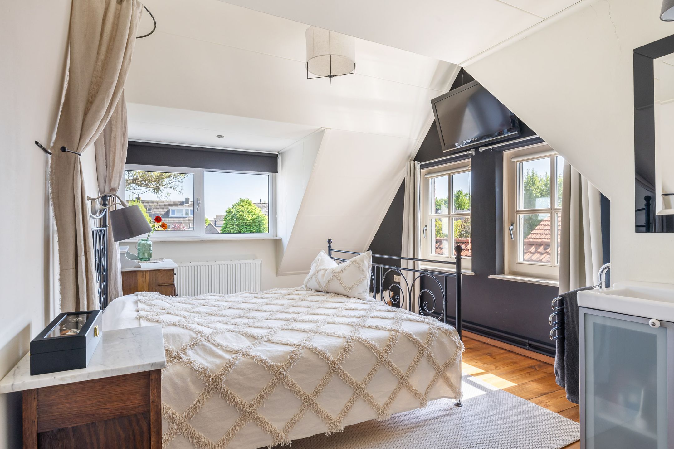 Foto 6 van Past. van Haarenstraat 63