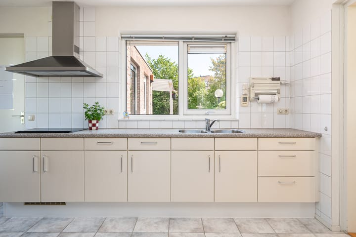 Foto 23 van Lege Hearewei 50