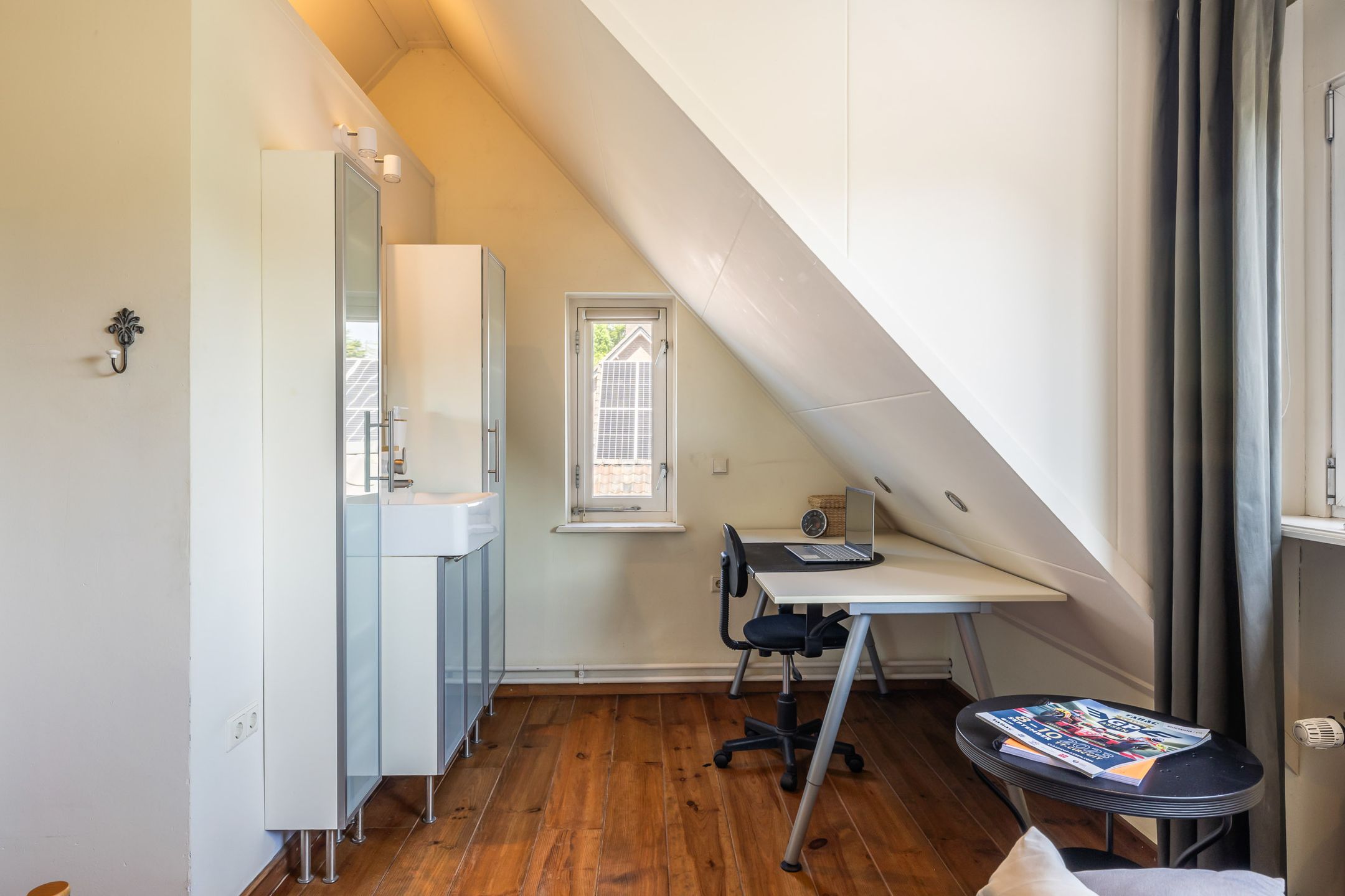 Foto 33 van Past. van Haarenstraat 63