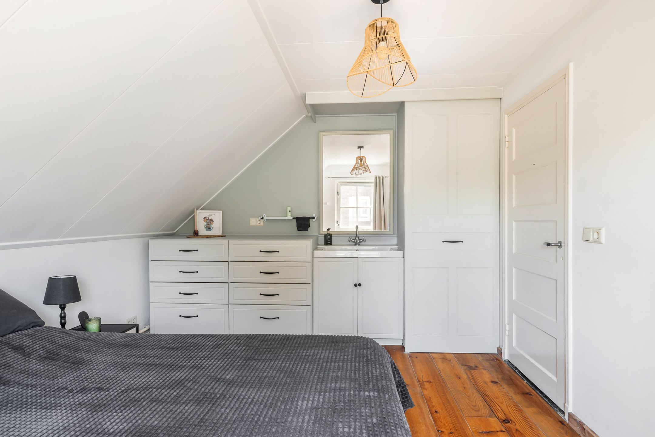 Foto 36 van Past. van Haarenstraat 63