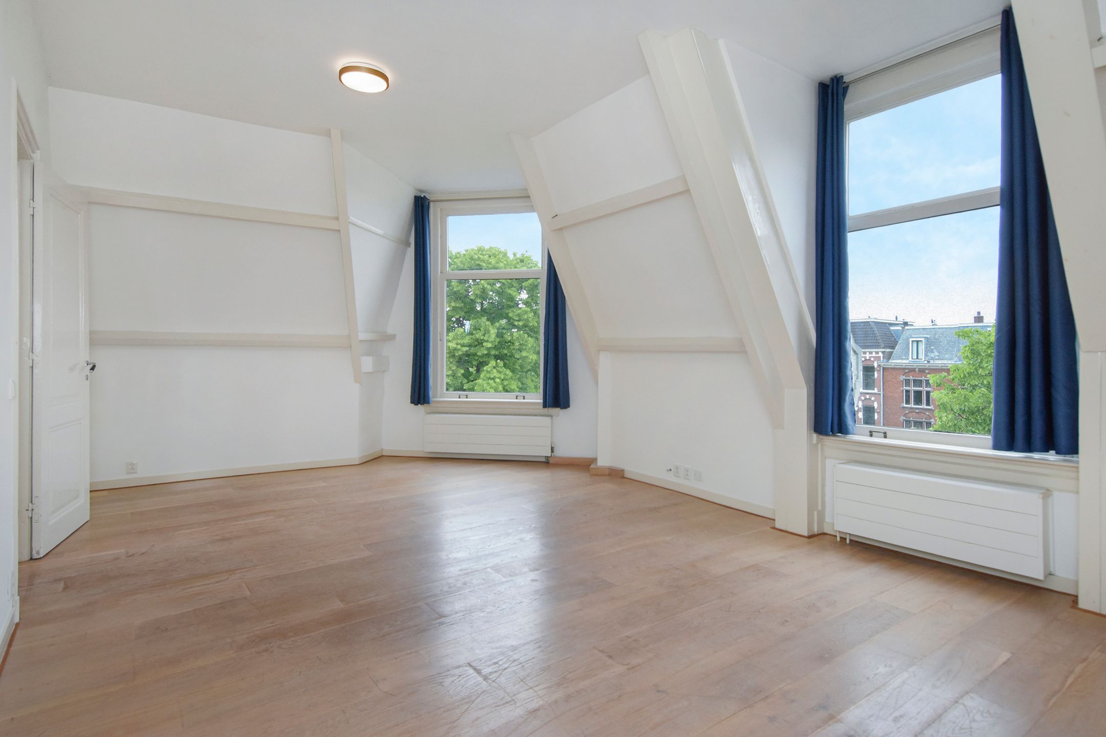 Foto 3 van Koningin Emmakade 183-B