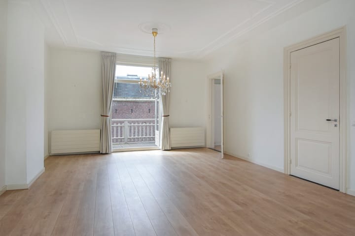 Foto 23 van Koningin Emmakade 183-B