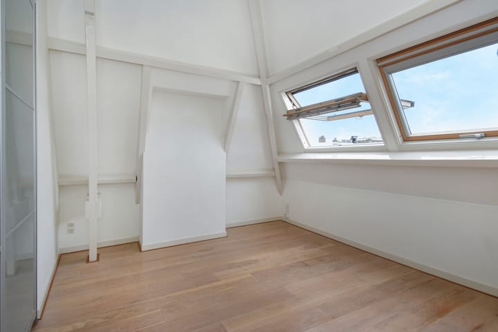 Foto 47 van Koningin Emmakade 183-B