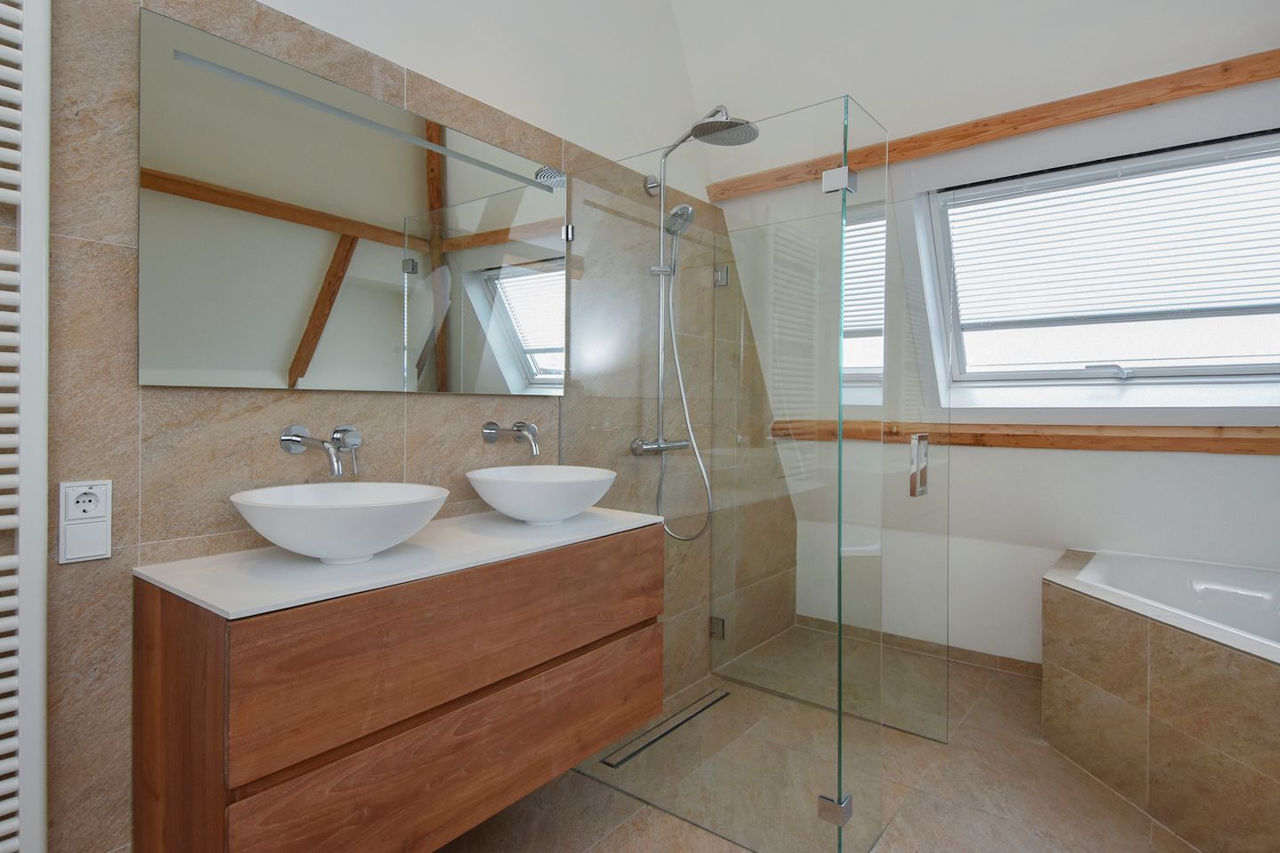 Foto 49 van Koningin Emmakade 183-B