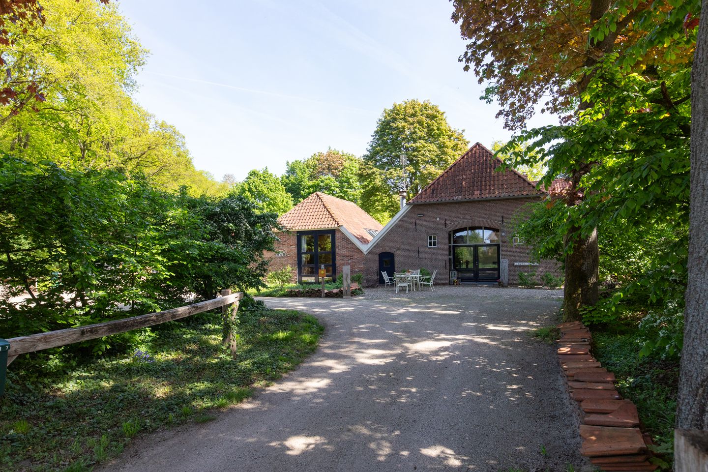 Foto 10 van Vijverlaan 8