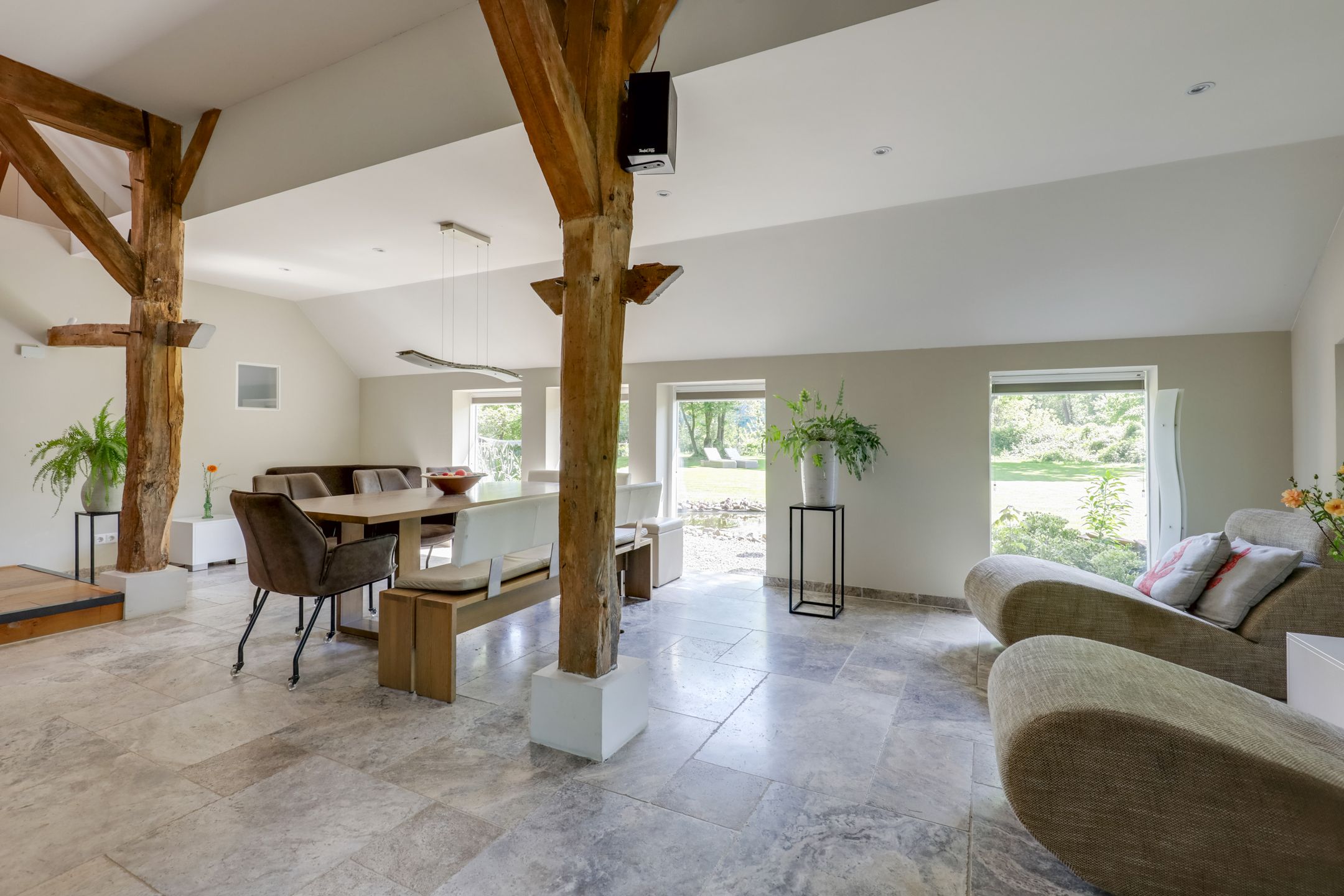 Foto 21 van Vijverlaan 8