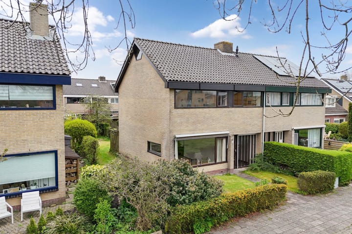 Photo 1 of S L Mansholtplein 23