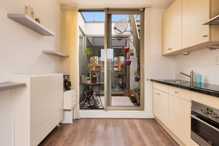 Foto 9 van Leeuwendalersweg 701