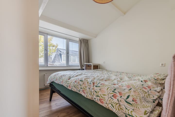 Foto 20 van van der Veldstraat 26