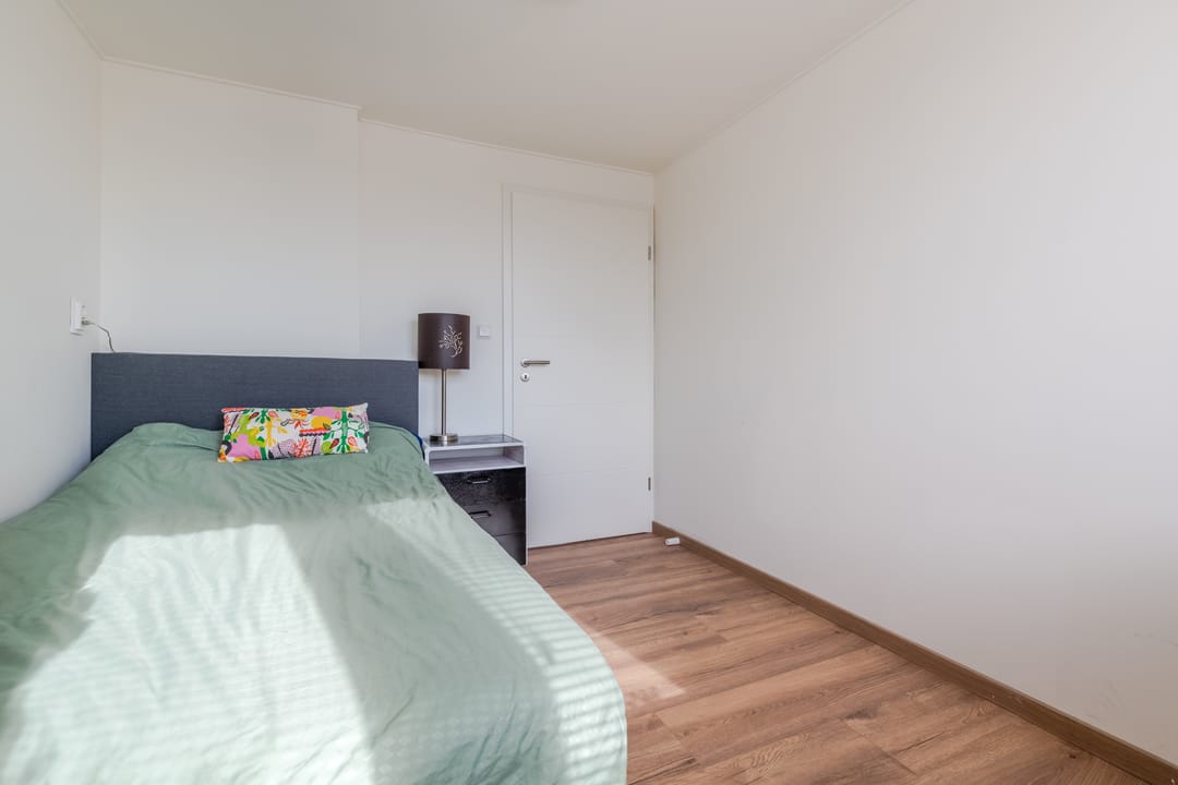 Foto 23 van van der Veldstraat 26