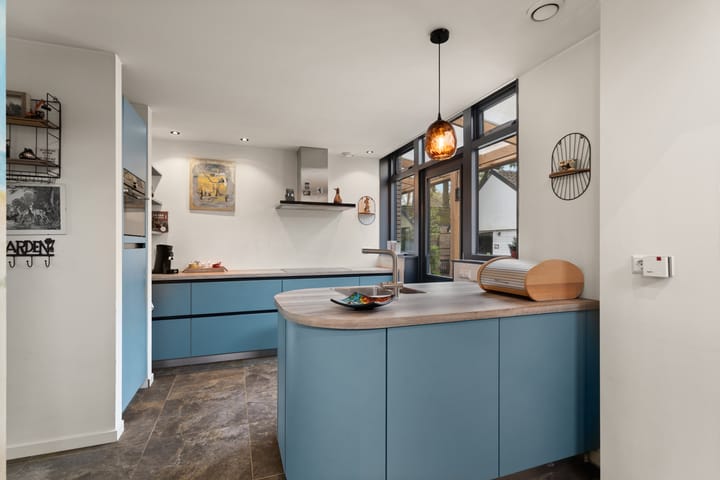 Foto 19 van Bilderdijklaan 6