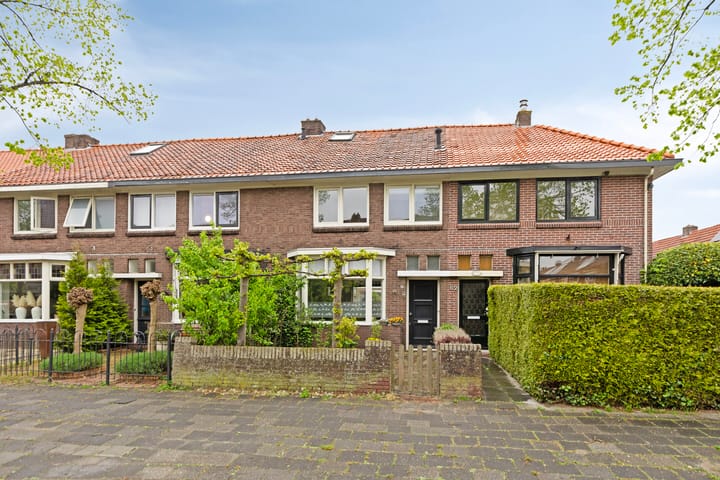 Ruysdaelstraat 64