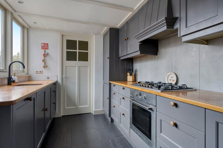 Foto 10 van Ruysdaelstraat 64