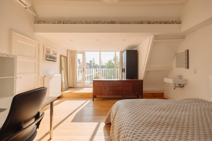 Foto 20 van Leonardostraat 1-2