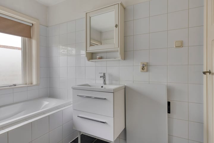 Foto 19 van Ruysdaelstraat 64