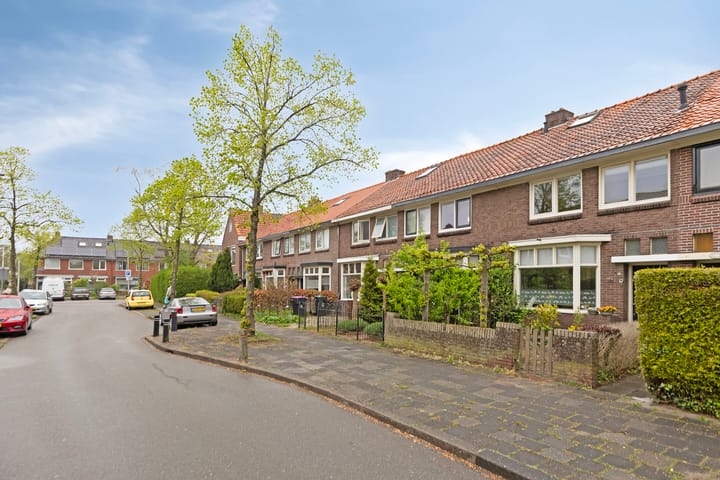 Foto 30 van Ruysdaelstraat 64