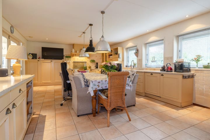 Photo 4 of Lotweg 36