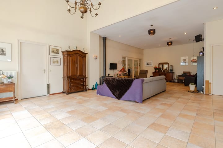 Photo 13 of Lotweg 36