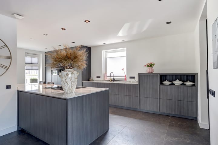 Foto 10 van Van Leeuwenhoeklaan 47