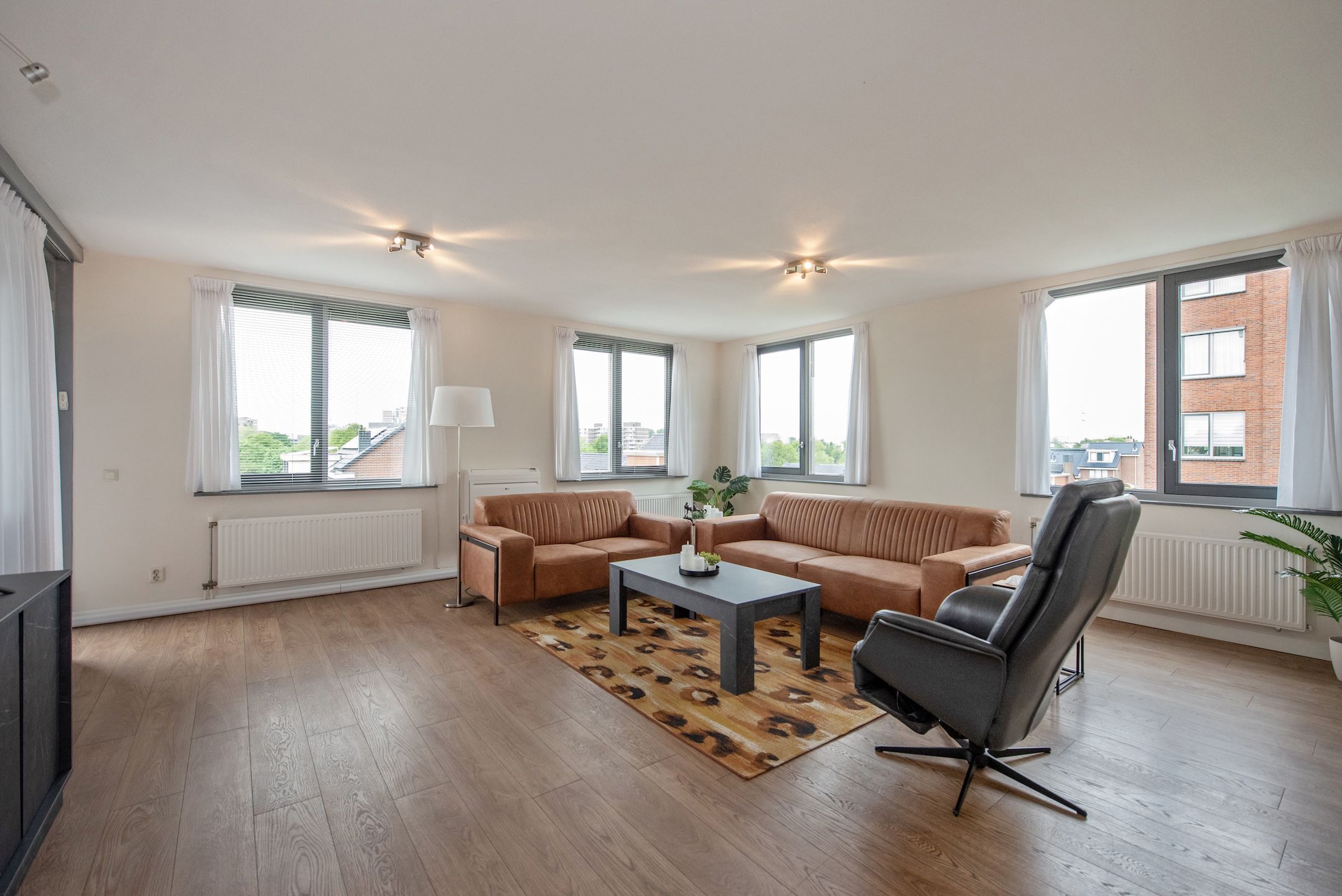 Foto 12 van Via Verdi 115