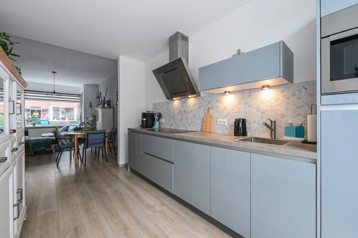 Foto 18 van van Barbansonstraat 58