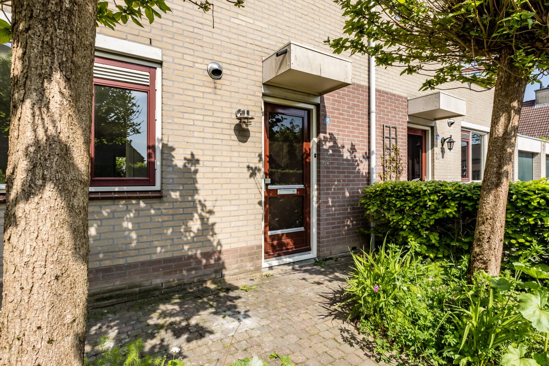 Foto 8 van Hallsteinstraat 91