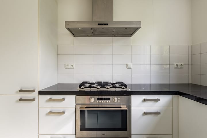 Foto 17 van Hallsteinstraat 91