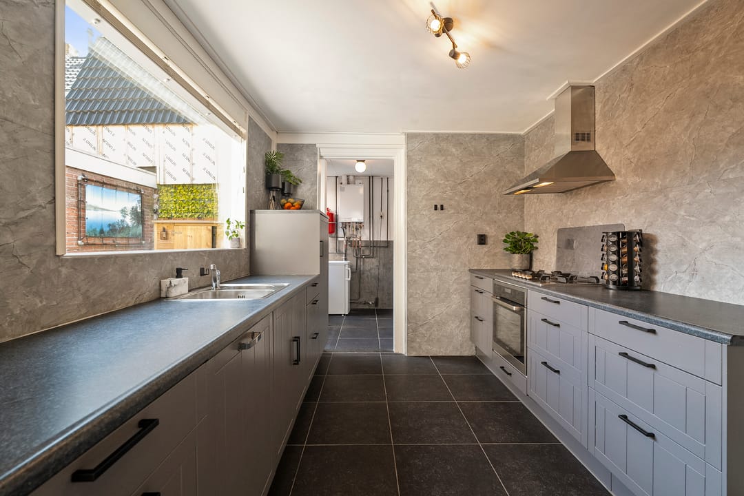 Foto 8 van Spoorgracht 8