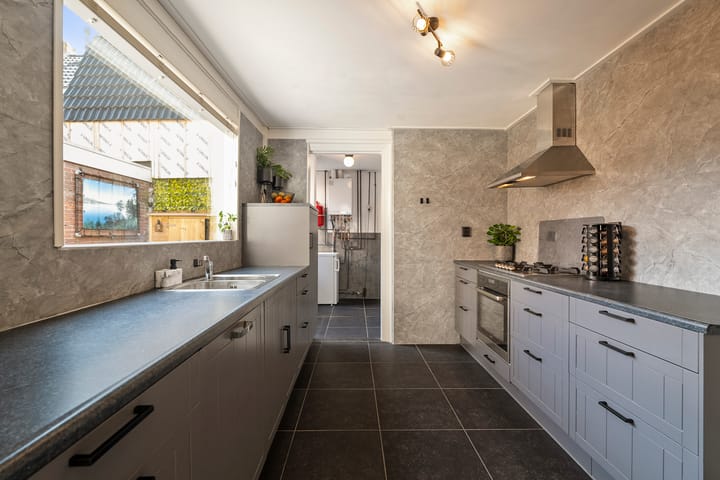 Foto 8 van Spoorgracht 8